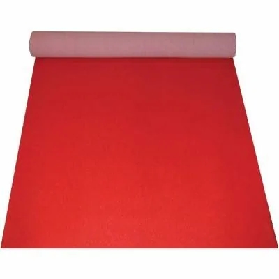 Tapis rouge pour pièce de vie