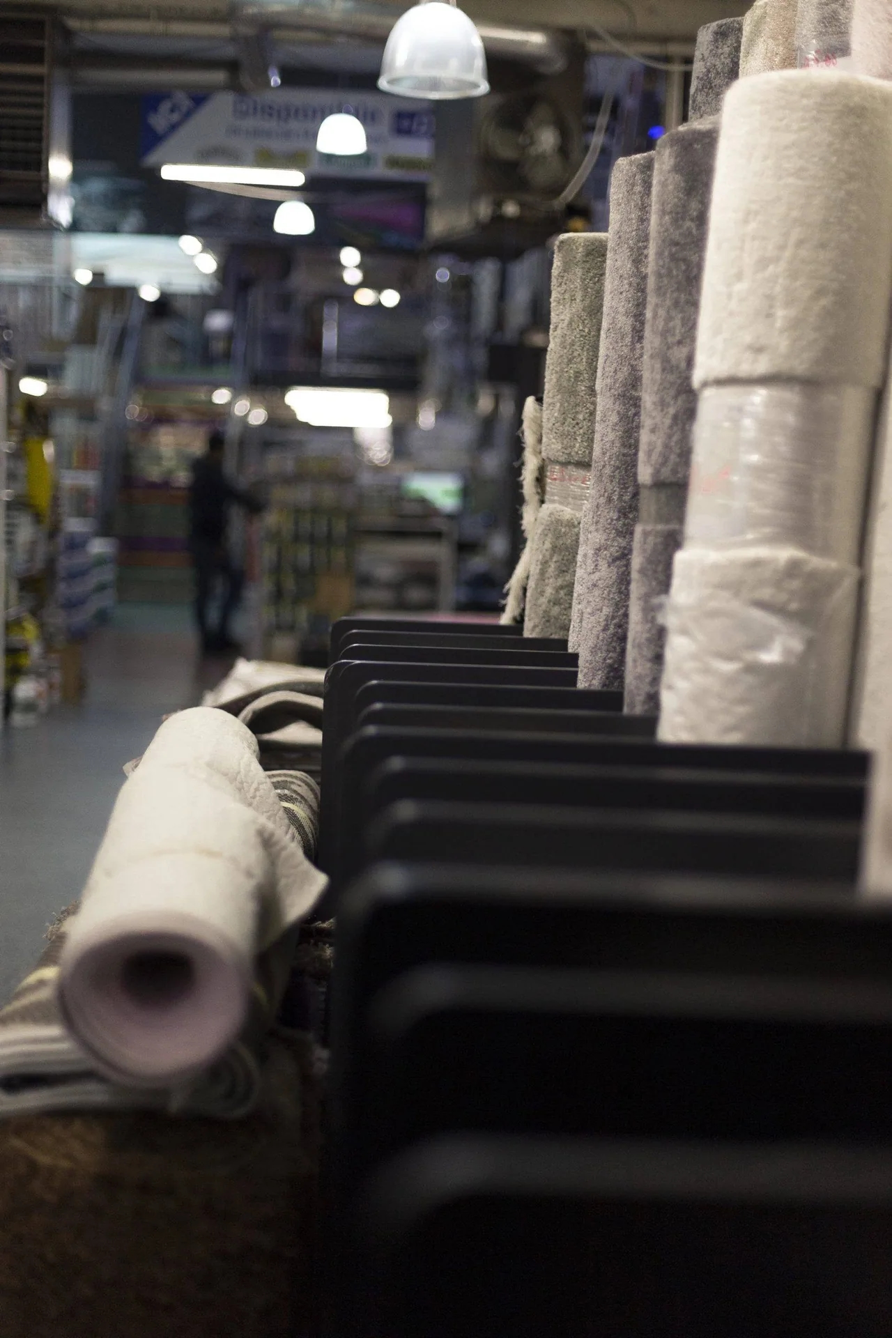 Vue intérieure du magasin Star-Tapis à Molenbeek